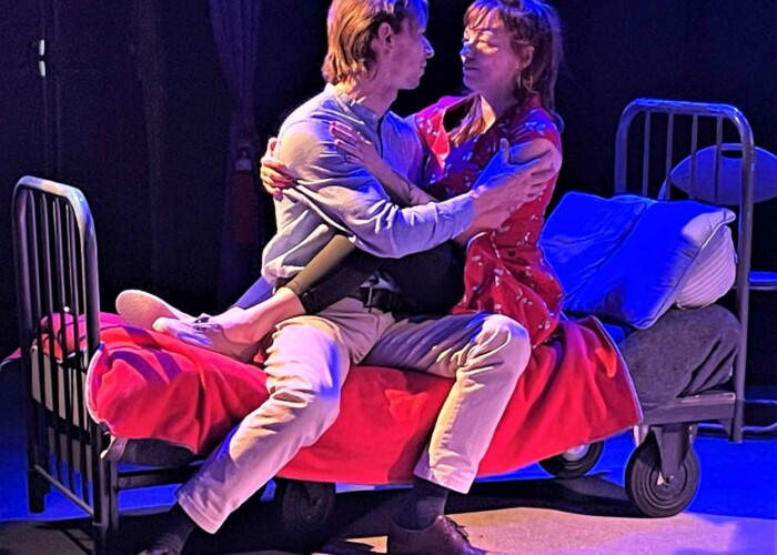 Intra Muros - Julia jeune