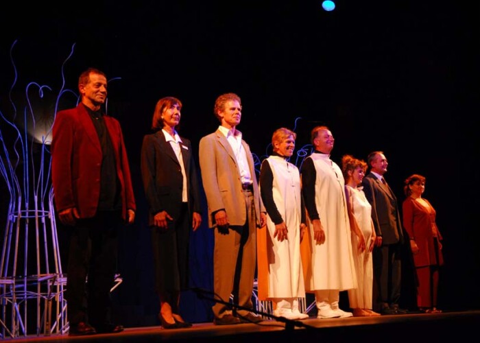 Hôtel des 2 mondes - Salut